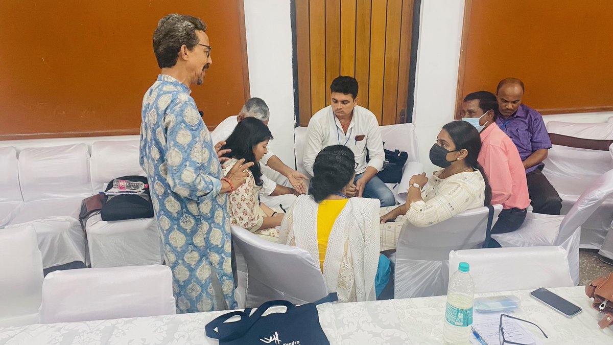 VYKIndia's tweet image. The sessions were addressed by Dr. Harish Vasishth, ED-Credibility Alliance. He also shed light on the problems usually faced in the resource #mobilization process and carried out group activities to help the participants understand the issues through #ProblemTreeAnalysis.