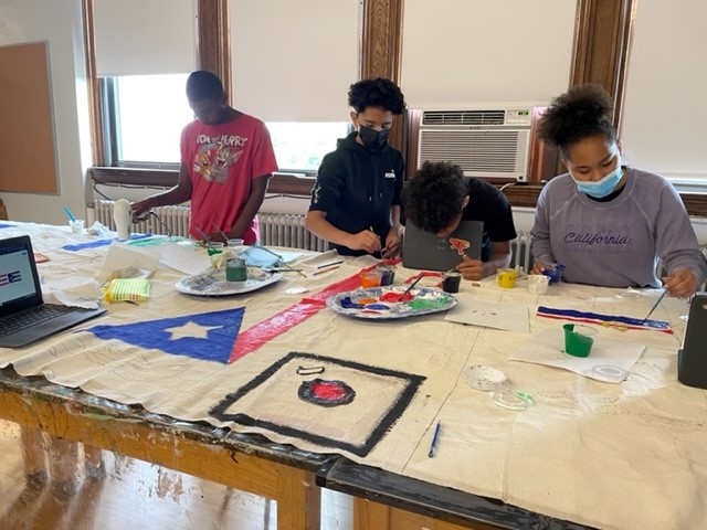 achievement1st's tweet photo. Welcome to AF Expeditions✨! Here, students receive real-world exposure to potential careers👩🏾‍💻 &amp; demonstrate all of their creations, performances🎭, &amp; new skills!✍️🏾🎒💙 #AFSchools #Students #Summer

Click here to read all about AF's Expeditions Program: https://t.co/6VxxJStTXx https://t.co/qCU1p4TwhF