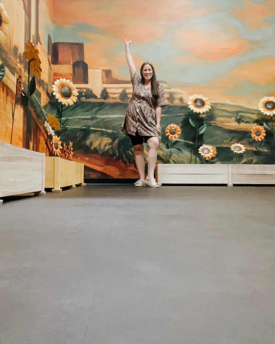 Immersive Van Gogh Exhibit Columbus tweet media