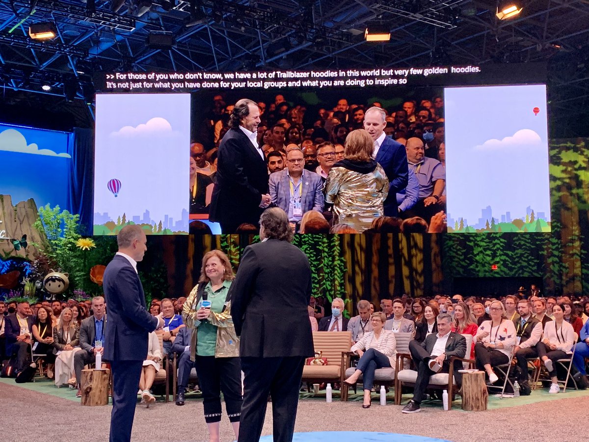 Congratulations <a href="/GinaMarquesNJ/">Gina Marques (She/Her)</a> !!!! Welcome to the #lifewithgoldie crew !!! #SalesforceTour #NYC <a href="/salesforce/">Salesforce</a>