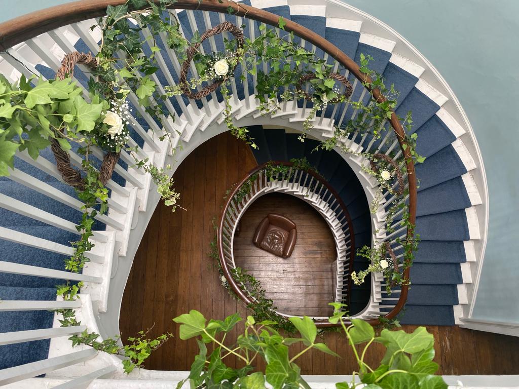 The winding staircase at Clissold House had a little makeover and we are here for it 🌿