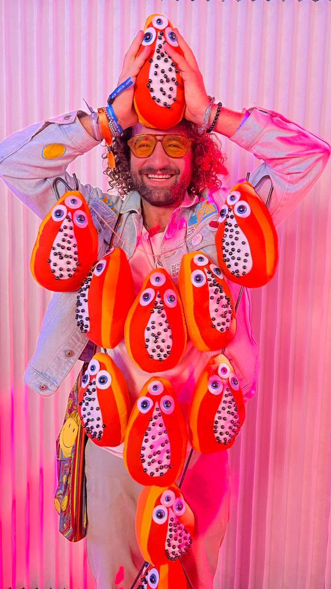 I ❤️ XRP ~ NFT NYC

Official launch of our upcoming NFT COLLECTION “XRPapayas” in partnership with <a href="/onxrpdotcom/">Sir Solana</a> new marketplace built on the XRP LEDGER

Grateful 🙌 <a href="/bradpunkhouse/">Kaj</a> <a href="/xpunks/">faizal kamat</a>.official <a href="/ripple_global/">-</a> 
#nft #nftnyc #feelthefruit