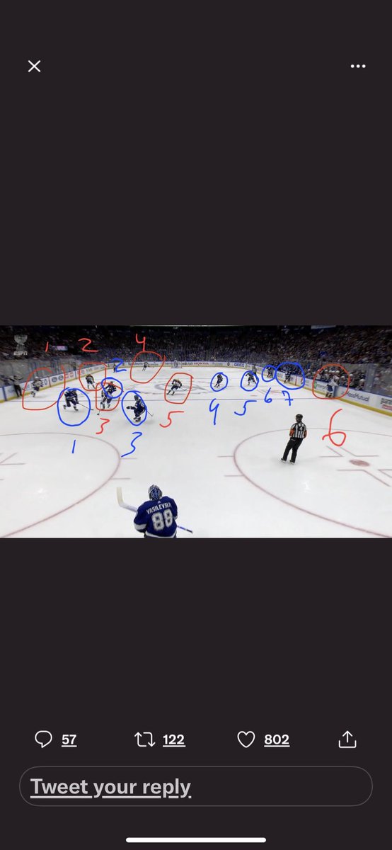 jbhsens328's tweet photo. @faiello_mari Just 1 second earlier..7 Bolts https://t.co/bJegsmtqA7