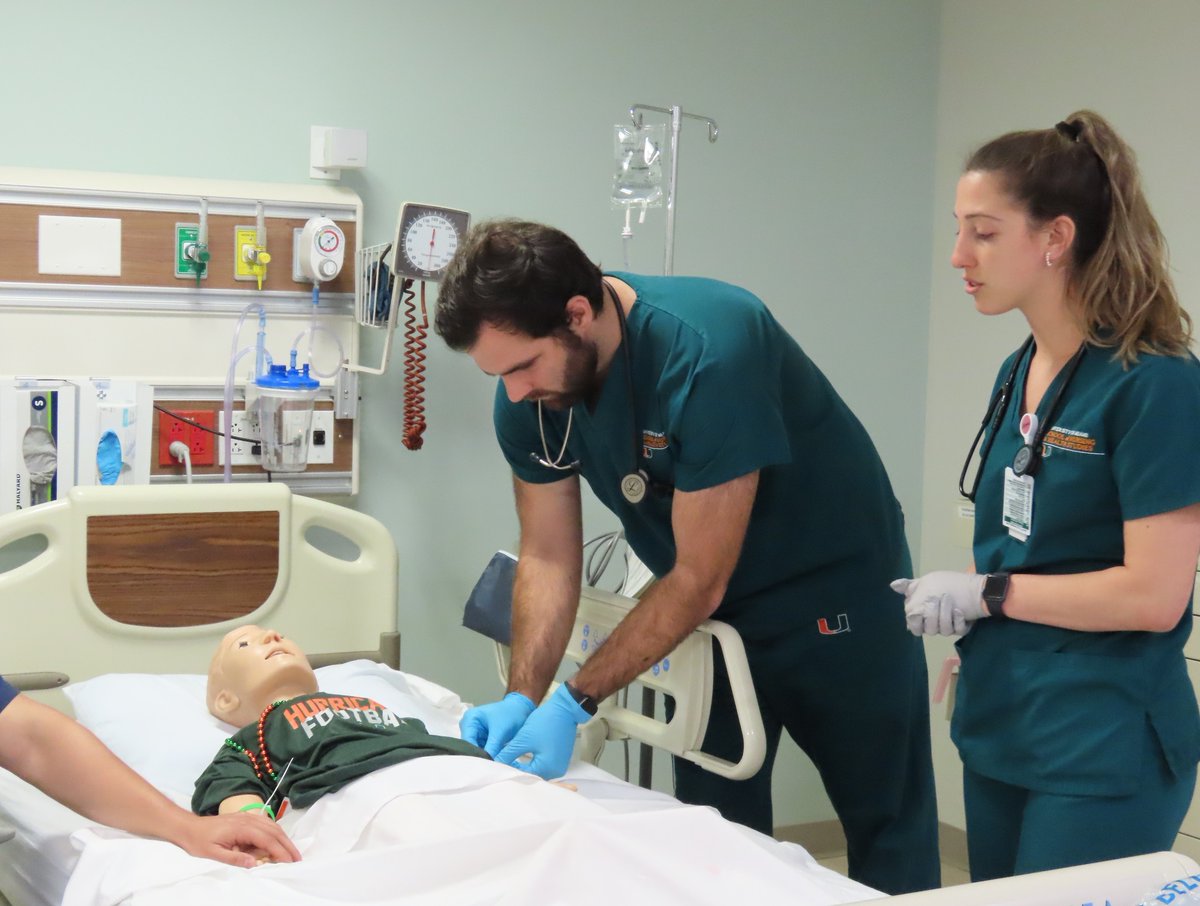 UMiamiNursing's tweet photo. Nursing students at S.H.A.R.E.™ run through pediatric patient care simulations focusing on critical skills during a health assessment such as bedside manner, teamwork and communicating with family members in the pediatric unit.#umnursing #umiamishare #canenurse #bsnstudents https://t.co/GdIr6FWAtL