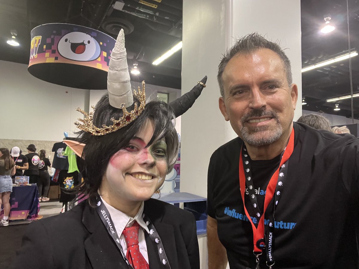 HPNN's tweet image. It’s happening ⁦@VidCon⁩ ⁦@GoDigitalage⁩