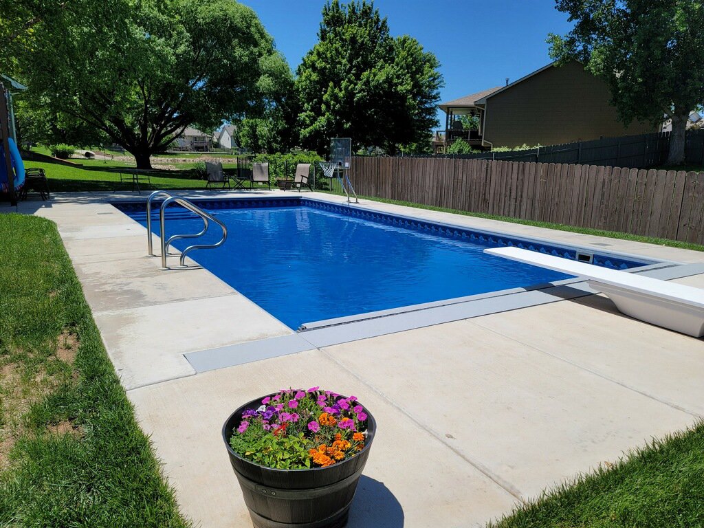 UltraModernPnP's tweet image. Check out our pool install! Gorgeous, isn't it? This is a 18x36 Fox Inground Pool with salt water and UV! This makes it the easiest water care! 

#ictpools #wichitapools #livingpoolside #livingthedream #ultramodern #luxurypools