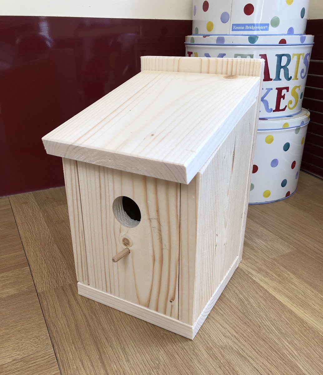 On the @WalkerClose34 inpatient unit we are so excited to have these homemade bird boxes to put together with our patients 🐦🌈#personcentredplanning #LDnursing @NSFTtweets @starwards