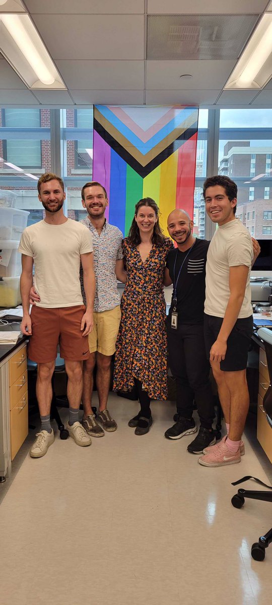 dittmannlab's tweet photo. #HappyPride @nyugrossman @BrunoARodriguez @keaton_crosse https://t.co/nLGzhkpJXx