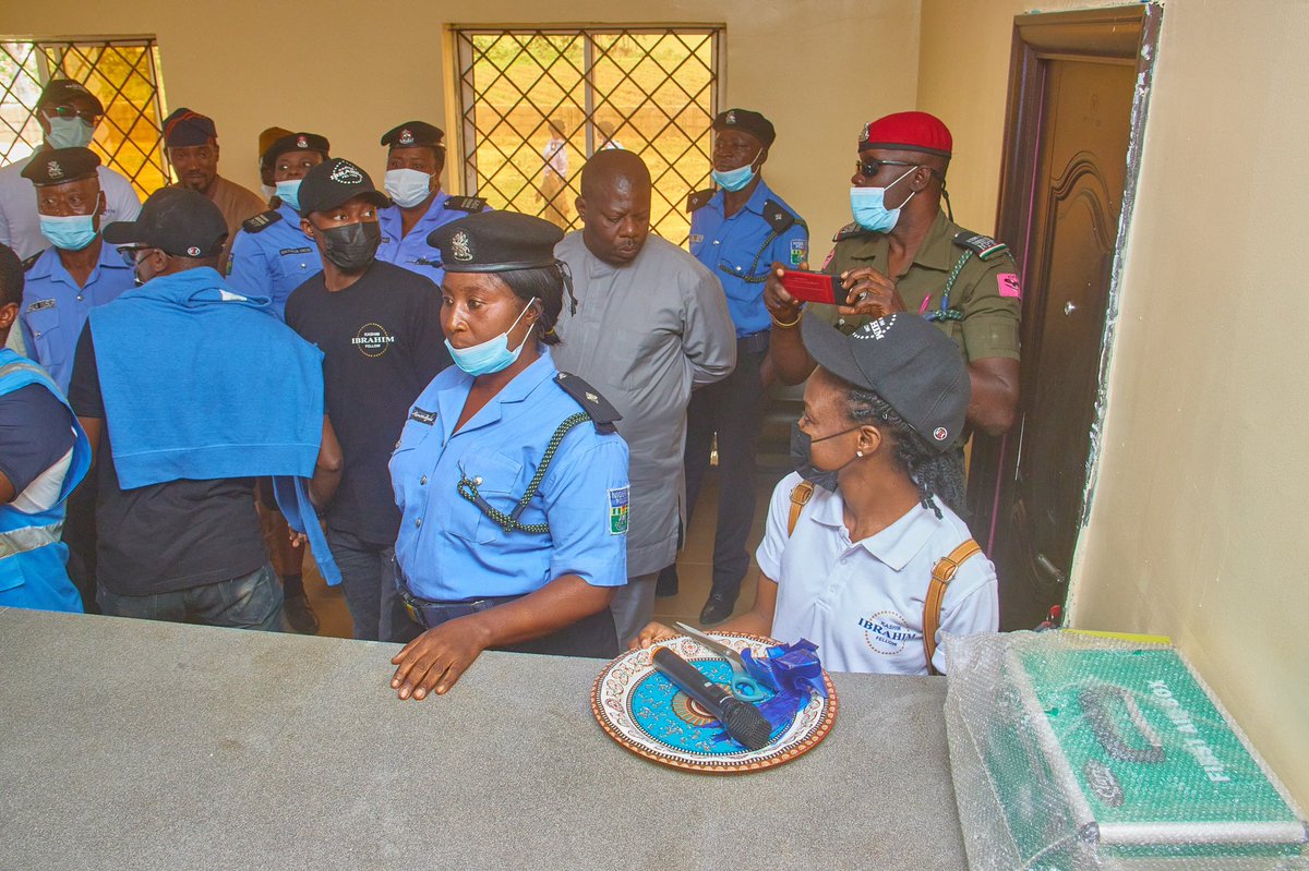 KDSG_KIF's tweet photo. together toward the peace and security of Kakura Village. (7/7)
#KashimIbrahimFellowship #KIF #KDSG #LeavingNoOneBehind #CSWII #KadunaStateGovernment https://t.co/FpteKYubjz