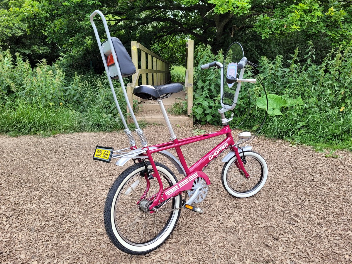 ArbroathFC's tweet photo. Dear Arbroath FC,

I wanted to share with you my latest creation. Living down in Kent, I had to rely on radio to follow your incredible season, so what to do in my bike workshop whilst listening in?

Introducing the Arbroath Custom Chopper! 

It is a mk4 model, I think from 2009 https://t.co/JWYcaU01vm