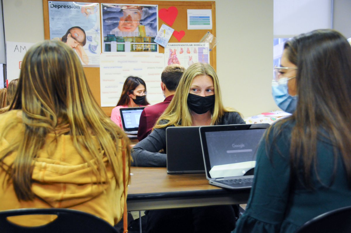 CernerFdn's tweet photo. We are so proud of the impact our healthy lifestyle program had this year for teens across the nation this school year. 

The innovative and flexible nature enabled Cerner Charitable Foundation to deliver it to 12,401 high school students in 31 states! https://t.co/OcKczk95EN https://t.co/nNZC8AWrTa