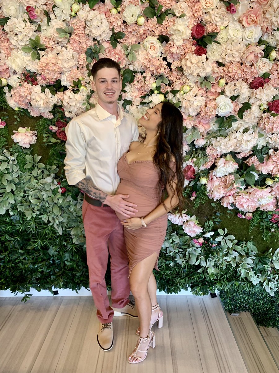 gianazell's tweet image. I love you more than my words will ever allow me to explain. You are my whole heart and soul. #LLL #LongLiveLoganShymac 
Rest in paradise my sweet monkey. 

gofund.me/65f927ee