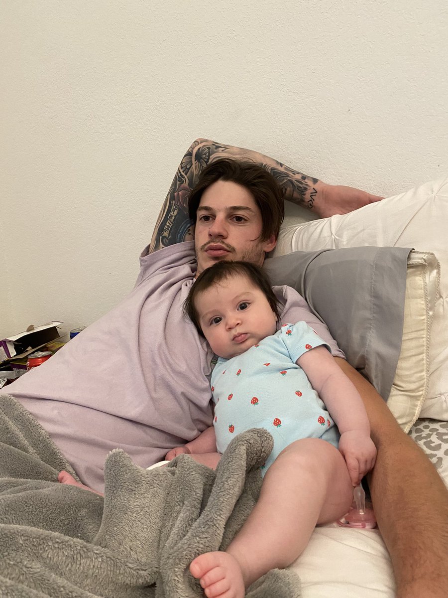 gianazell's tweet image. I love you more than my words will ever allow me to explain. You are my whole heart and soul. #LLL #LongLiveLoganShymac 
Rest in paradise my sweet monkey. 

gofund.me/65f927ee