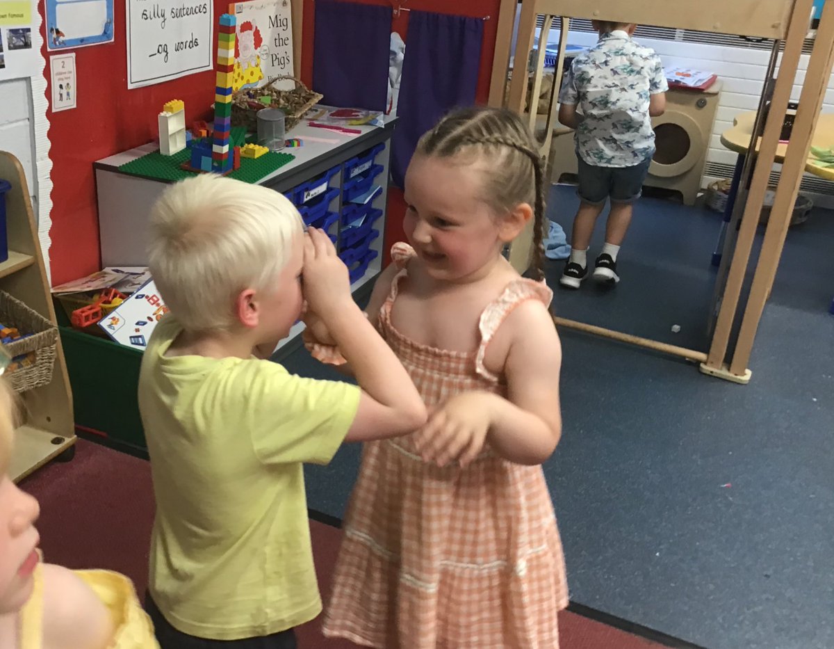 GPSOak's tweet photo. A few pictures from our magical wedding celebration today! A very memorable day for everyone. @gillhead25 @Gillibrand_Sch https://t.co/XaLAffBZfm