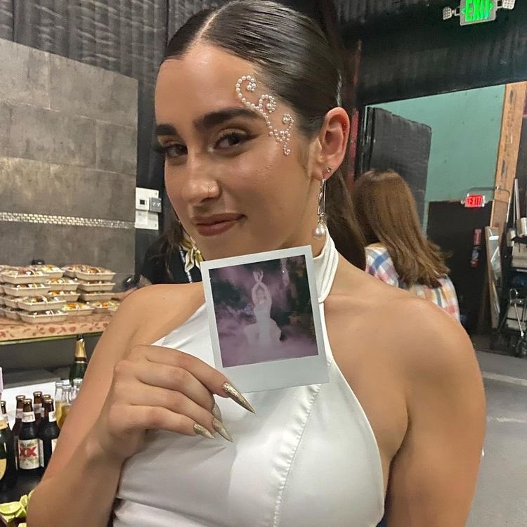 thinking about lauren (@lmjthinkers) on Twitter photo 