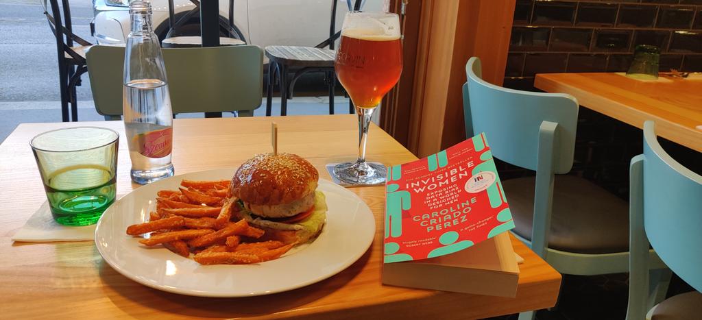 clara_saraceno's tweet photo. Celebrating the end of a great #OTST conference by having a quiet night out in Budapest with a great book... It's been a long time! Next edition in Marburg in 2024, we will be there! https://t.co/69Hf39M5iL