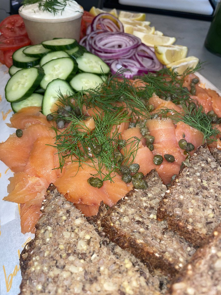 first ever <a href="/AirfoilStudio/">Airfoil</a> brunch was a blast ✨

so lovely to get builders together for a classic scandanavian spread 🍽🫶🏻

finally meeting my mutuals irl 🥹

more fun things to come 👀