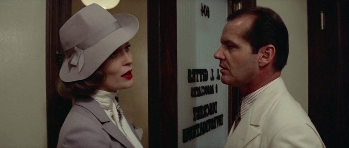 One_PerfectPage's tweet image. Chinatown (1974) By Robert Towne

Draft dated 10/9/73, Page 23