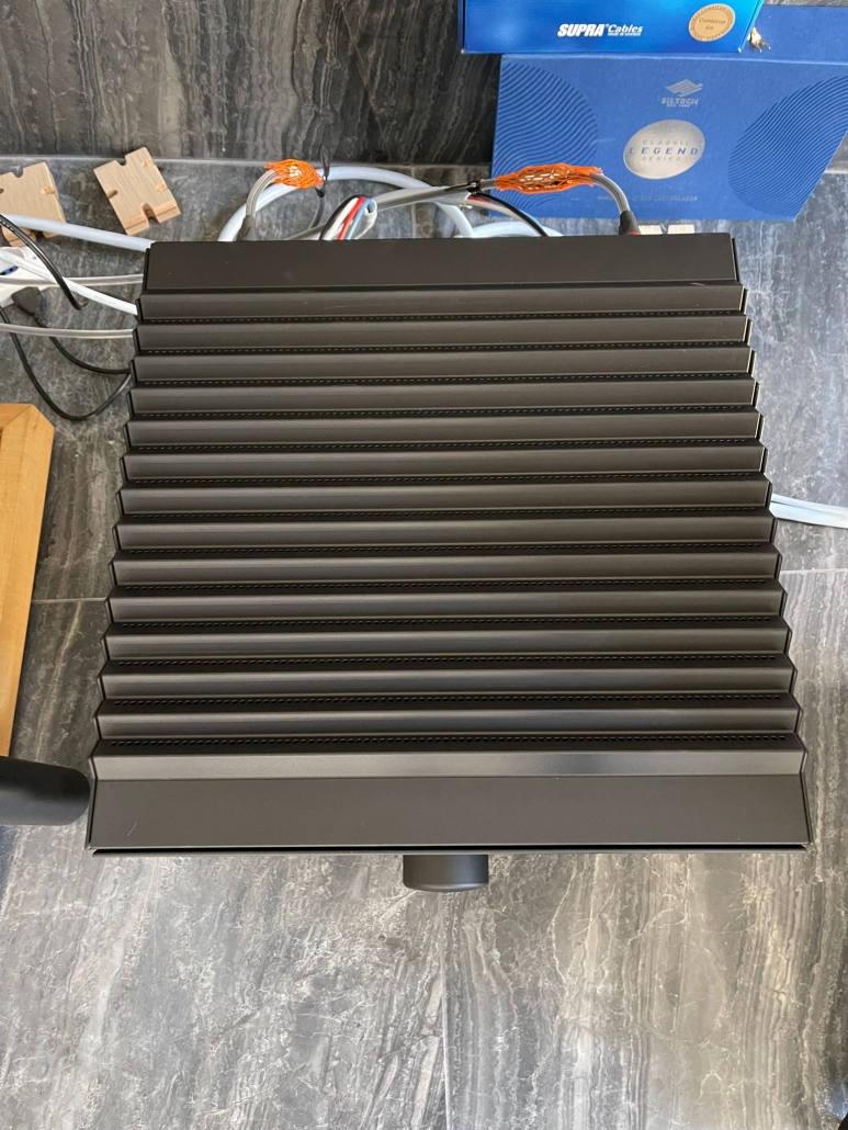 AlfredoHighEnd's tweet photo. AUDIONET “HUMBOLDT”
Nuovo in Demo | Nero | Bellissimo | Garanzia Ufficiale | Spedizione in tutto il mondo
Scopri di più: https://t.co/f1AiT99x0z 

#luxurygroup #luxuryaudio #Audionet #Humboldt #topbrand #audiophile #hifi #highend https://t.co/gdDnH7IQ4m