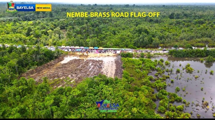hanna_Iye's tweet photo. #DestinationBayelsa
A POINT TO NOTE ABOUT THE ONGOING NEMBE-BRASS ROAD CARRIED OUT BY GOVERNOR DIRI.
Nembe-Brass Road will provide access road to the Nigerian Agip Oil Company facilities at Brass. https://t.co/THWDfLZ5B6