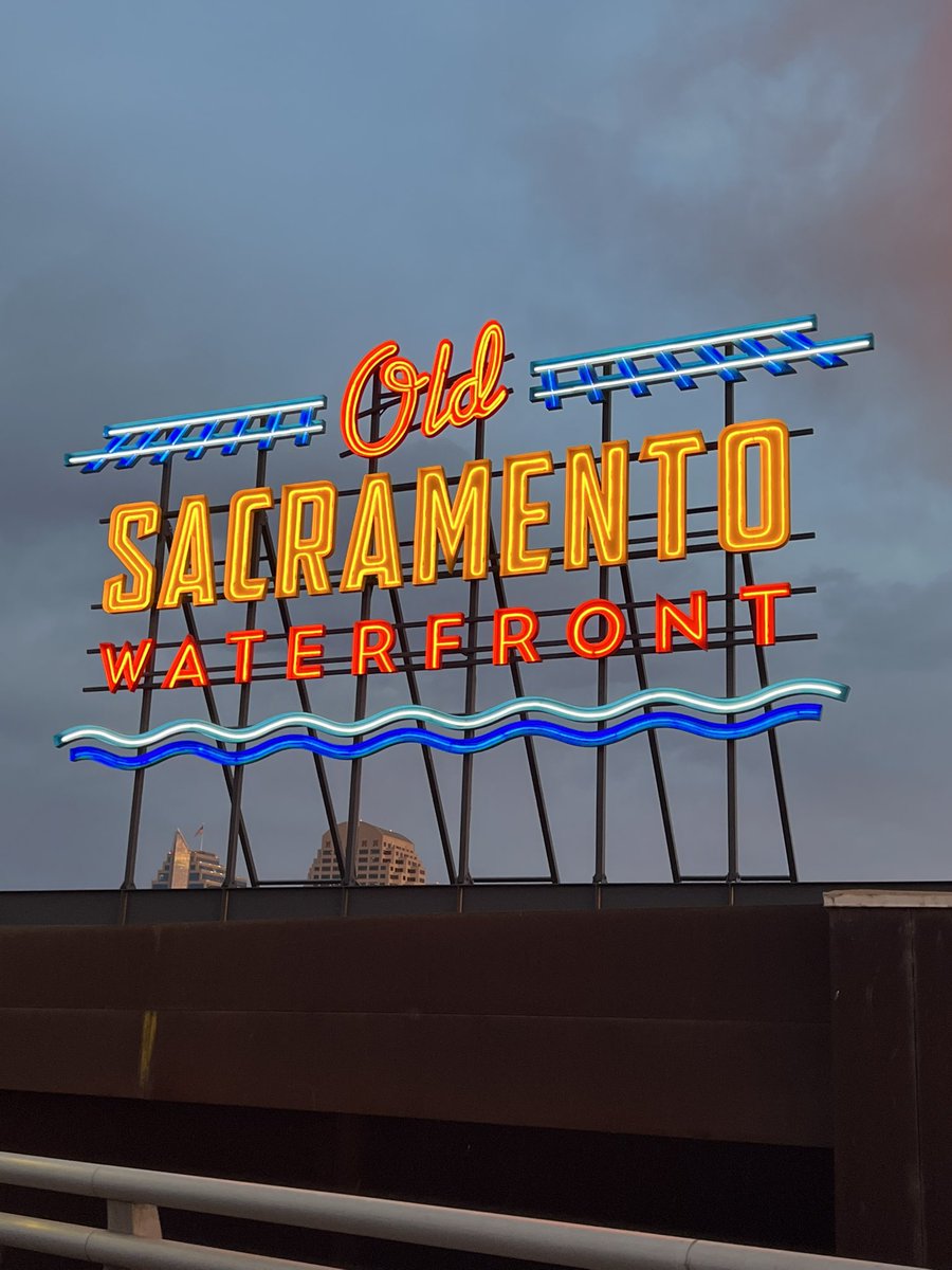 Such a beautiful evening unveiling the new @oldsacramento sign and celebrating our great city! ✨ #SacramentoProud #DowntownSacramento #DOCO #PhotoOfTheDay