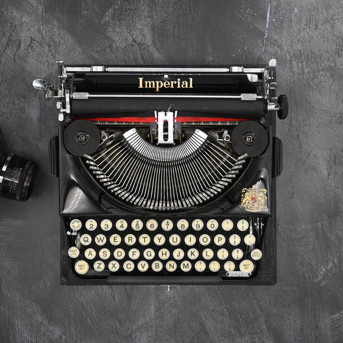 🎉Happy national Typewriters day everyone.. #typewriter #TypewriterDay #vintage #vintagetypewriter #nft #NFTCommunity #NFTNYC #typewritercollection #typewriters