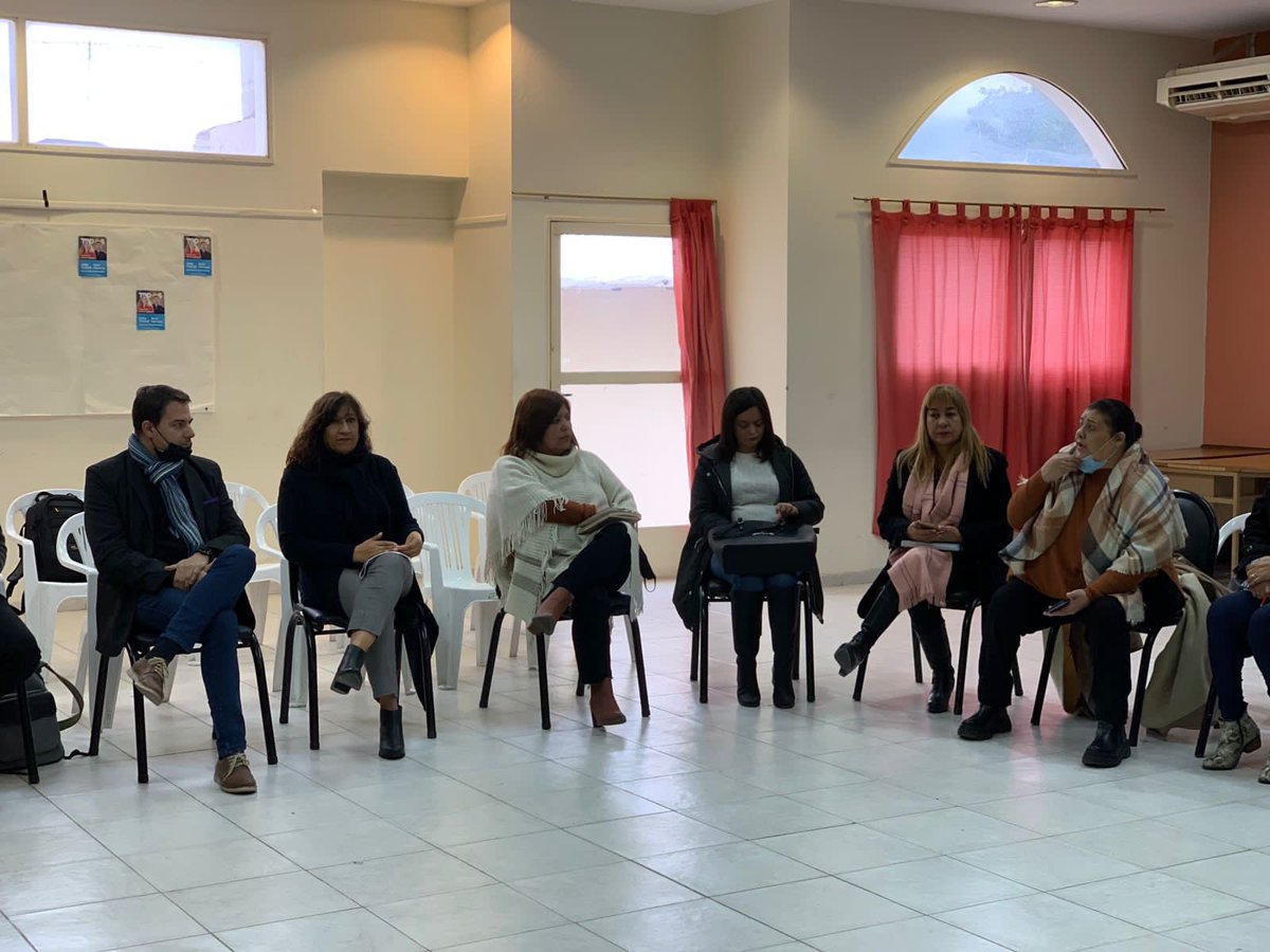 silviagaitan251's tweet photo. Organizando abordaje territorial. Acercando derechos ! @GobDeLaRioja  Organismos Nacionales. https://t.co/3FC5YO9cLe