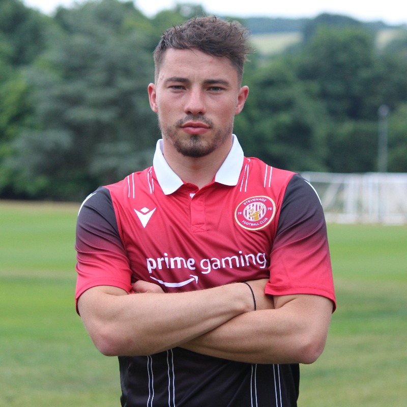 StevenageFC's tweet photo. Welcome to #StevenageFC, Kane Smith! ✍️