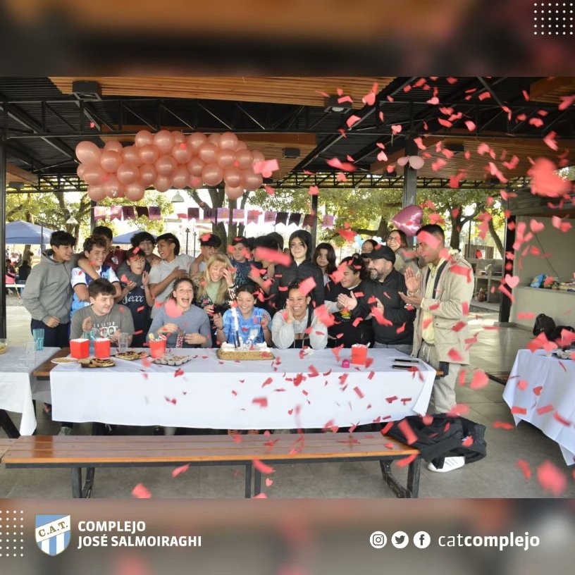 catcomplejo's tweet photo. #Institucional 

Porque no todo es deporte en nuestro Complejo, también contamos con el quincho y los asadores en dónde podés celebrar en familia, con amigos. 

Para más información 
381 350-7733

#VamosDecano💪💙🤍 https://t.co/1Ksfxgx3RL