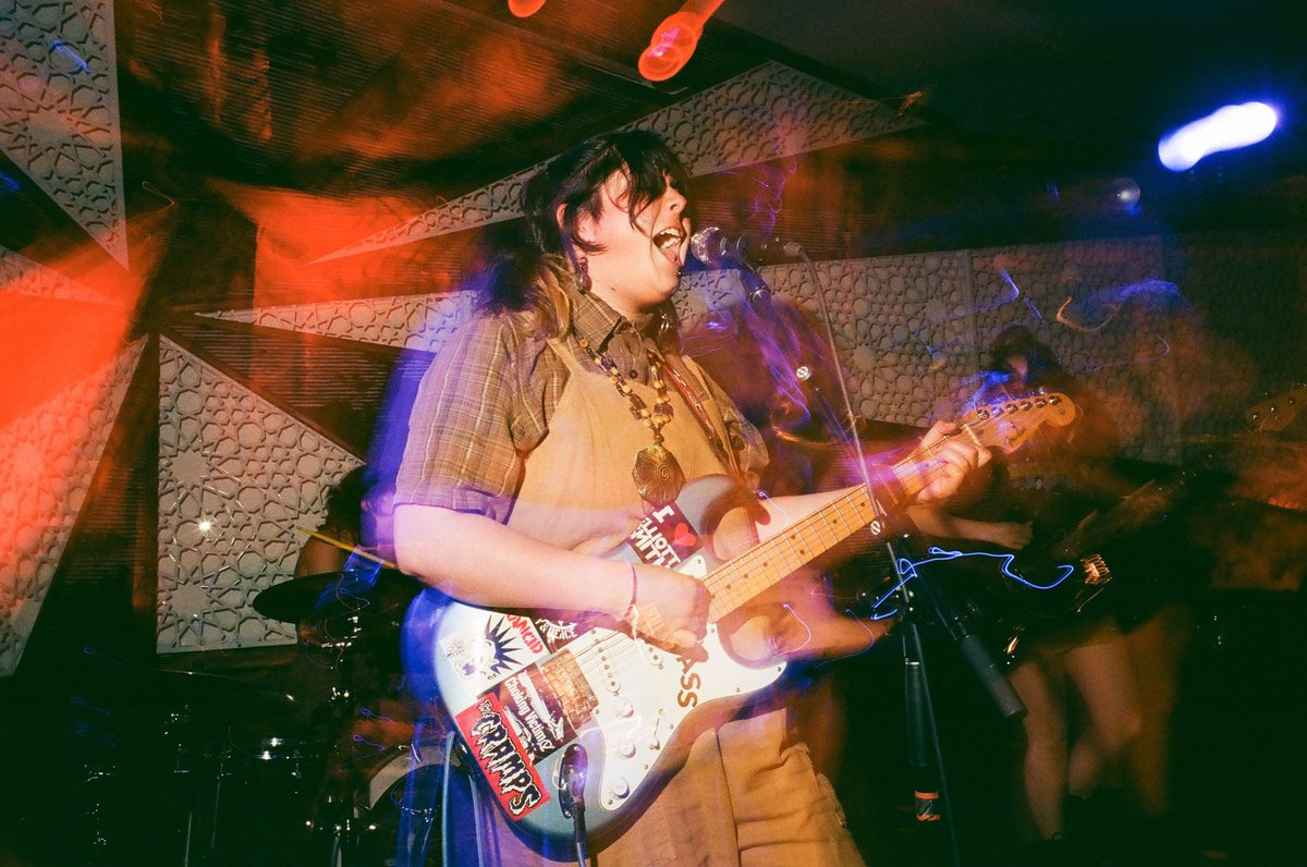 Sorry Mom tweet media