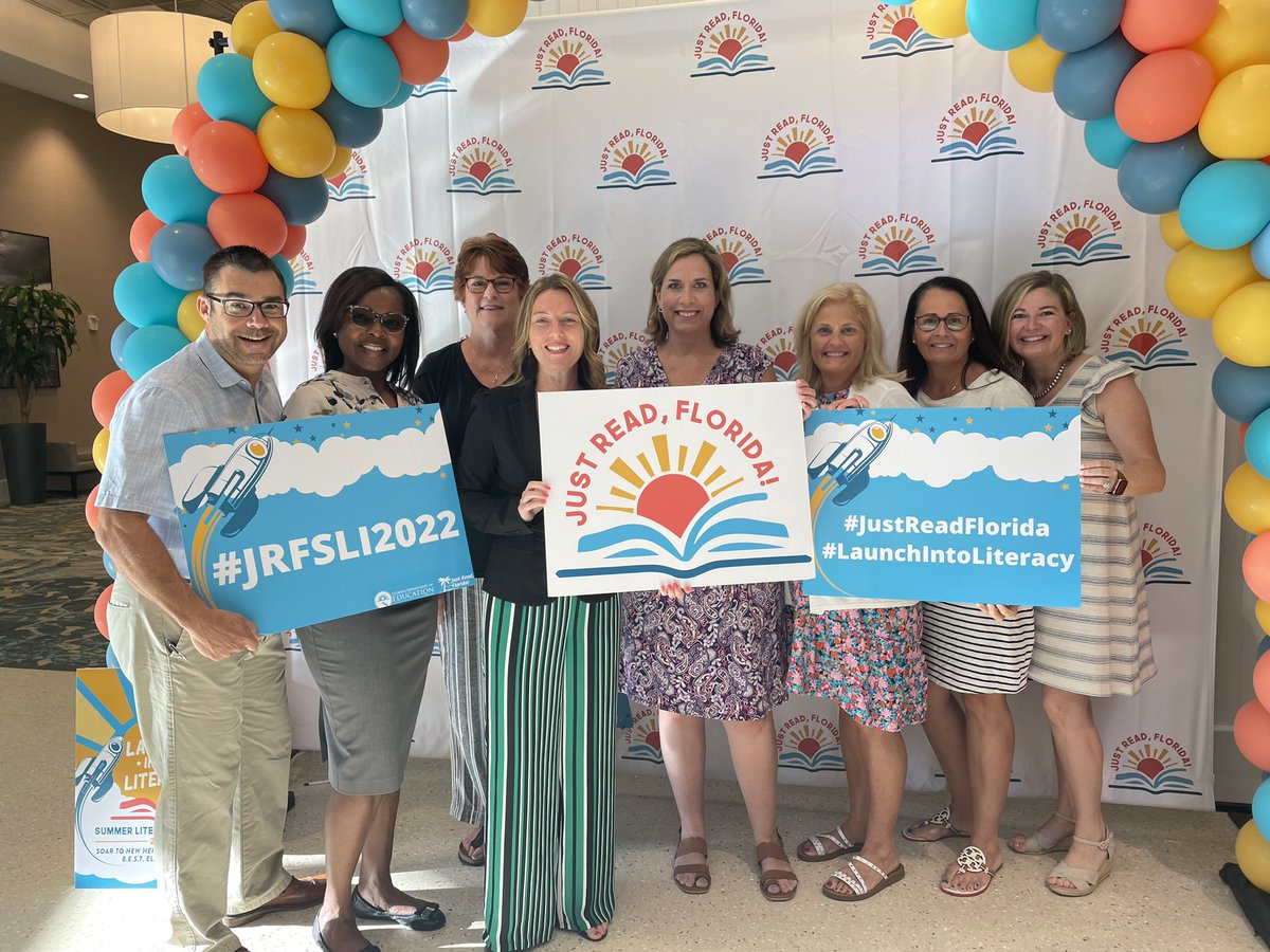 GatorRobert's tweet photo. An amazing three days with my @pcsb colleagues. I can’t think of a better way to invest in Florida’s future than by investing in their educators! #justreadflorida #SLI2022 https://t.co/LStwajCONF