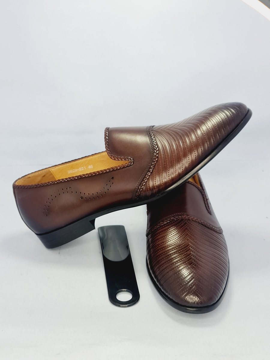 AkubeKing's tweet photo. This and more amazing footwears available on our IG page at unbelievable prices. Link in bio.

Ike Ekweremadu #LiesOfTinubu #LiesOfObi #AsuuStrikeUpdate https://t.co/Uy6AaJGXJ0