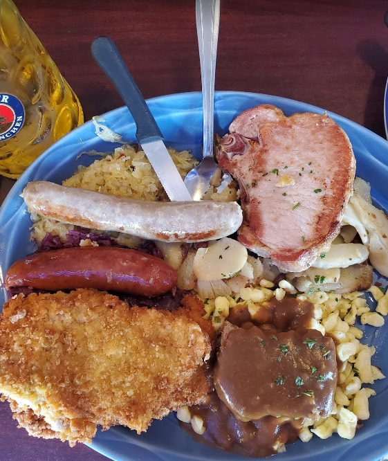 hausmurphys's tweet photo. Dinner plans have entered the chat. 🤩⁠
-
https://t.co/UWmZtOcgw2 | 623-939-2480
-
#HausMurphys #GlendaleAZ #Arizona #GermanCuisine #OpenWeStand #GlendaleArizona https://t.co/GR3NQnlW4p