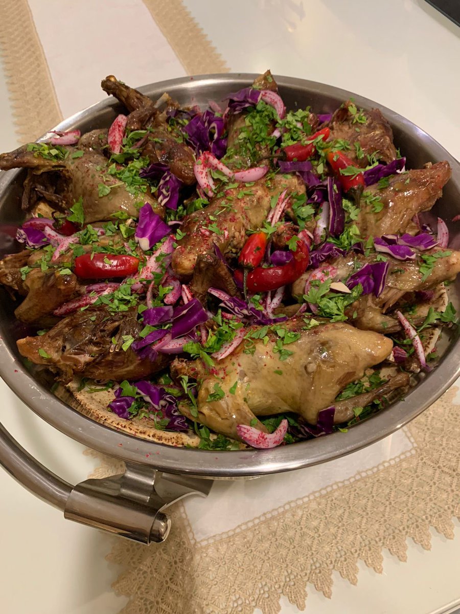 B_S_kitchen's tweet photo. شسالفتكم مع الـ🕊 ؟ 👀
مركزييين بالطلبات عالحمام هاليومين 🔥
- حمام مع رز
- حمام مقمر بالفرن مع خبز
- حمام حول الذبيحة

كيف تبي نضبط لك طلبك؟ تدلل.

و بالعاااااافيه عليكم 😋😍 https://t.co/UiBIxQSaDK