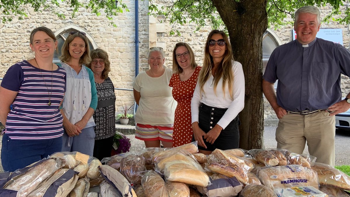 HSGlos's tweet photo. Dursley Tabernacle Community Food Hub - these wonderful volunteers collect surplus food from the supermarkets and distribute weekly gifts to those who need them most, what is left is offered to passers-by.  Please help spread the word, or volunteer, or both. Thanks @highsheriffs https://t.co/o1fc8p4u2s
