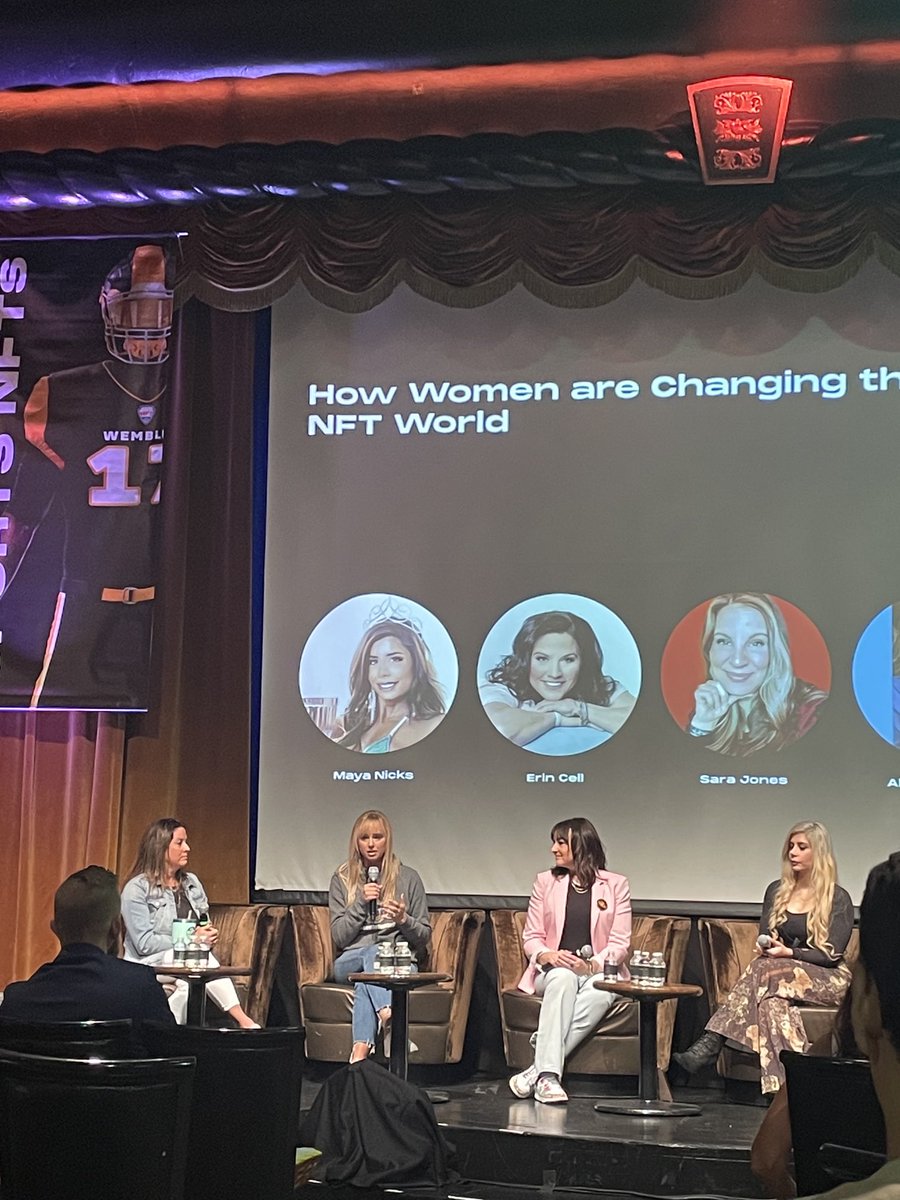 EmilyQuestions's tweet photo. How are women changing the #NFT world? Panel led by ⁦@SociallyPowered⁩ Erin of ⁦@TheNiftyChicks⁩ w/ ⁦@TheJeNFT⁩ maya hicks, sarah jones and Alyssa Jordan #nftnyc https://t.co/NnuzxIXhTz