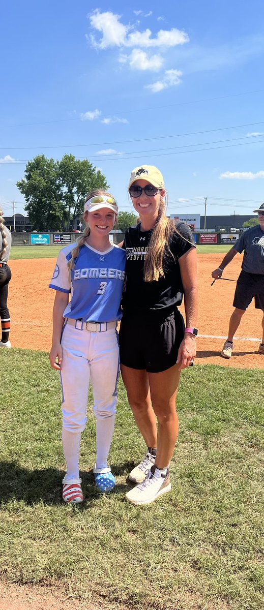 DeakinPayton's tweet photo. Thank you @Harding_SB for an amazing camp. Im so excited to apply what I learned in games! #HardingSoftball https://t.co/vi71tYU0AL