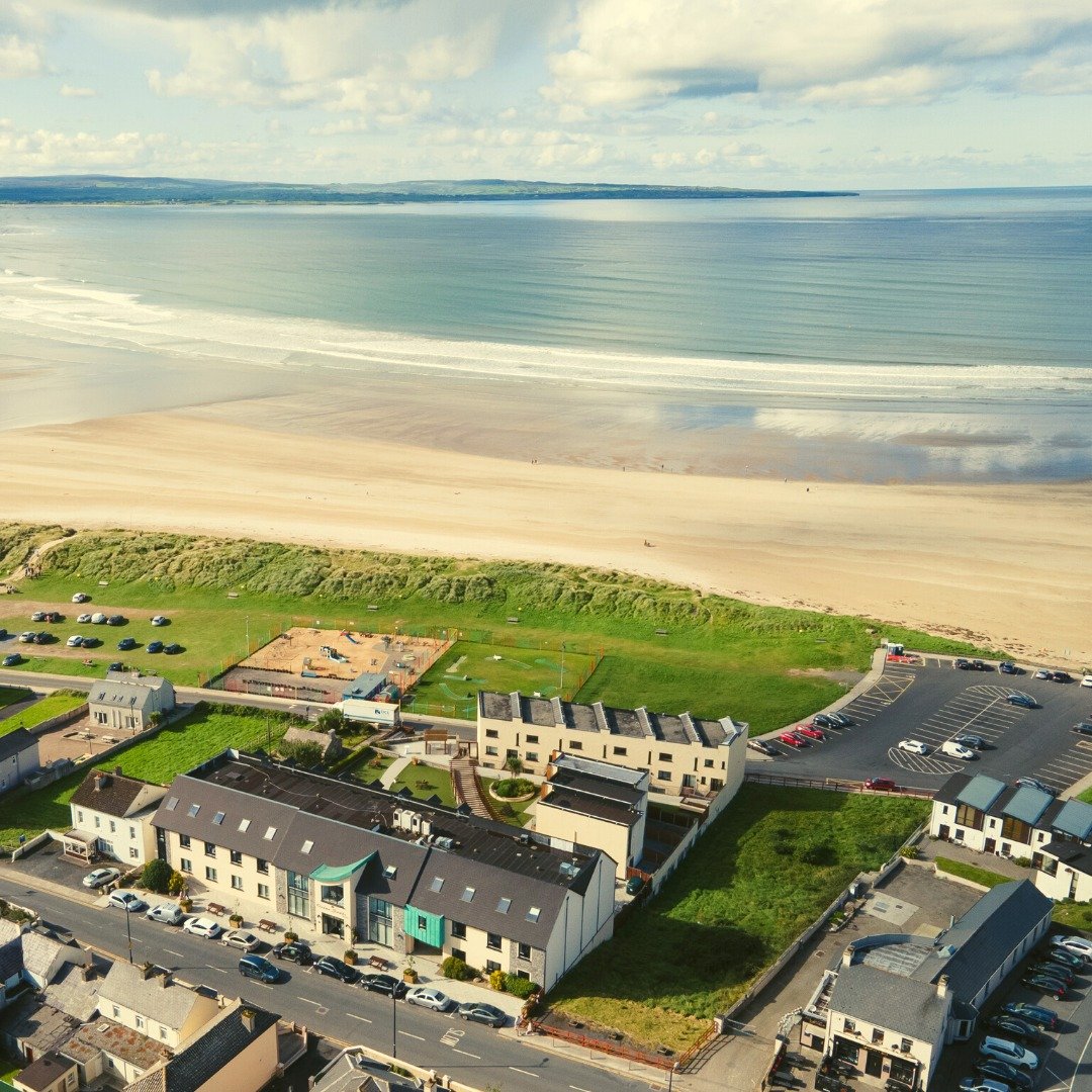 Start planning your Autumn escape to Enniscrone for an unforgettable experience. Enjoy lots of flavour from our Ocean Bar & Restaurant and incredible beach views. Book your stay at oceansandshotel.ie #AutumnGetaway #Enniscrone #OceanSandsHotel