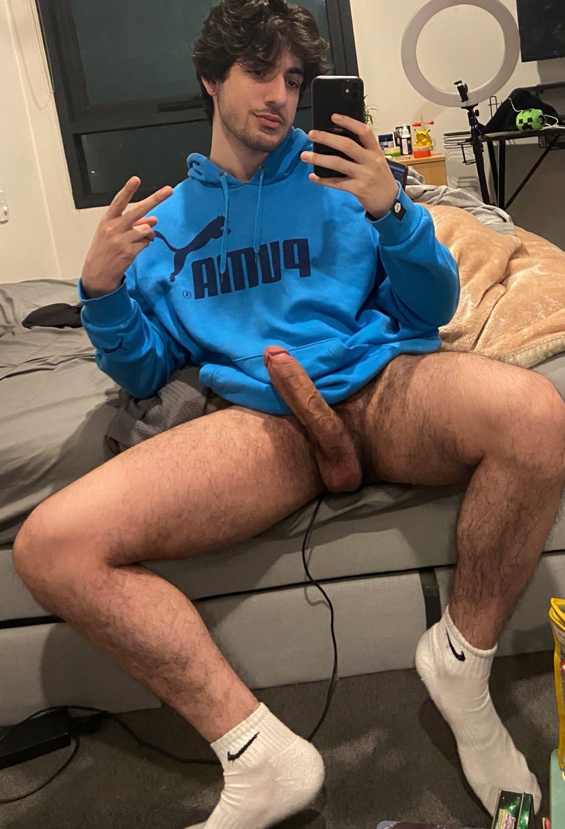 gaymerboyjax's tweet photo. 