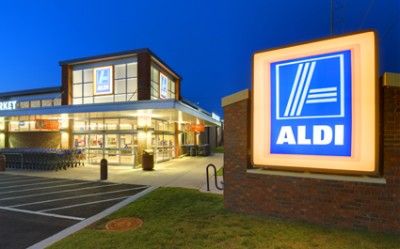thedailymash's tweet photo. Aldi openly targets middle class people who are in the shit
 https://t.co/MTb8fPhV79 https://t.co/MSx4UduKFa