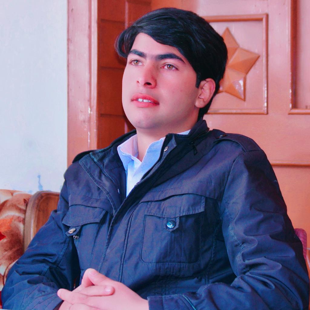 Sultan_Saraf's tweet photo. میں جہاں بھی جاتا ہوں
میری پہنچان یہ ہے
کہ یہ پیپلز پارٹی کا نظریاتی جیالا ہے،
#پیپلز_سٹوڈنٹس_فیڈریشن_صدر_ضلع_شانگلہ_ملک_سلطان_سراف_خان
#malak_sultan_saraf_khan
#mssk https://t.co/ygtd0AjVlU