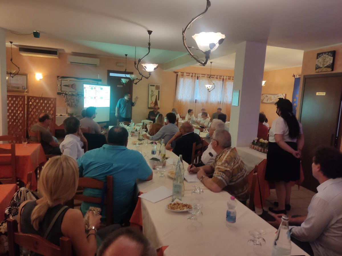 pdfvg's tweet photo. Riunione dei #Circoli @pdnetwork del Pordenonese questa sera a Polcenigo per parlare di tesseramento e azione politica nei territori. Il PD c'è e ci sarà, con gente seria e appassionata. È un partito con regole, #democrazia e persone vere. https://t.co/YJfdCZYhlU