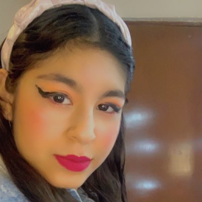AngieJa326's tweet photo. #NuevaFotoDePerfil https://t.co/q74xPHU94p