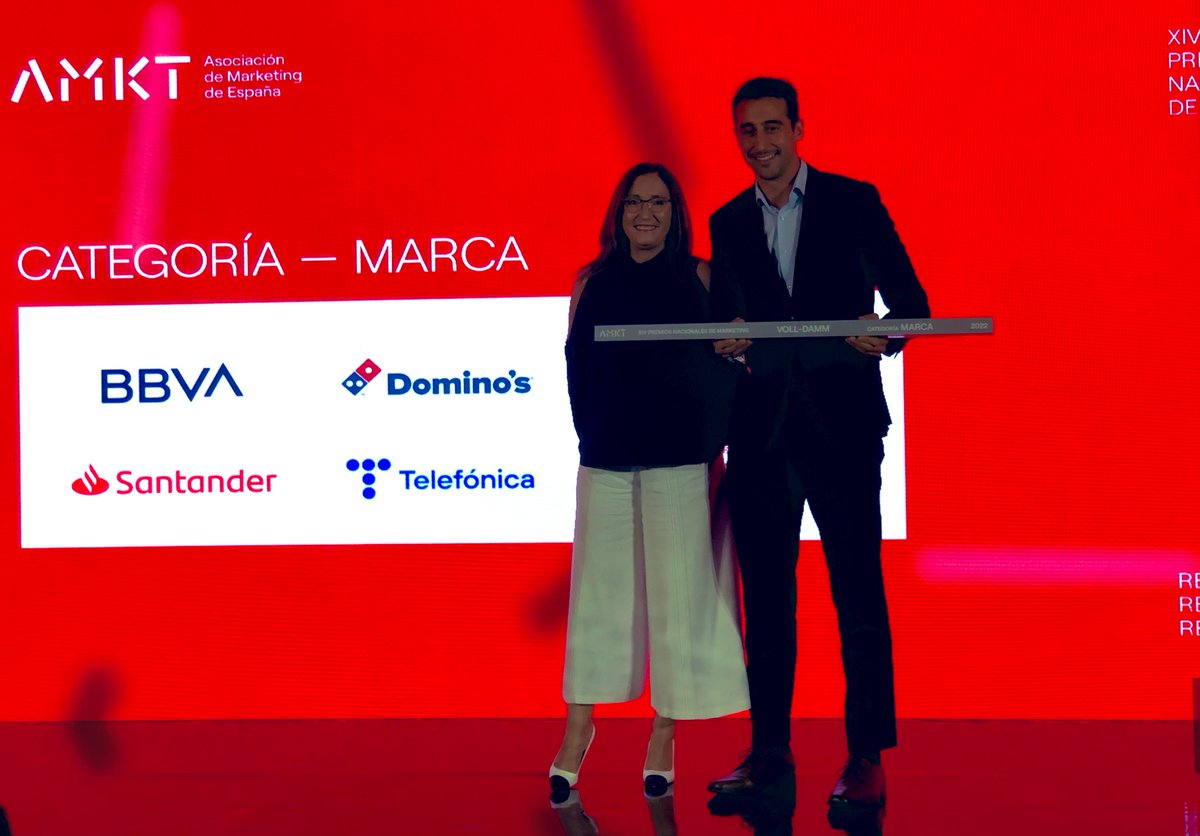 El segundo premio en la categoría #Marca lo recibe Alejandro San Martín (<a href="/alexsmt/">Alejandro San Martín</a>), responsable de Comunicación en Damm (<a href="/volldamm/">Voll-Damm</a>).
 
¡Felicidades!
 
#PremiosAMKT