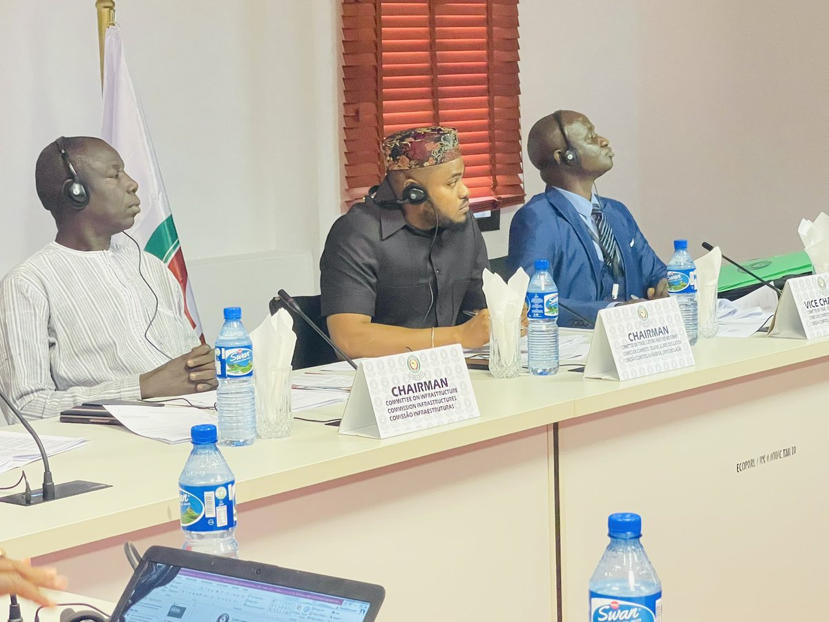 Ayaba60075209's tweet photo. This morning, the Joint Committee on Trade, Customs & Free Movement and Infrastructure met to ratify a Supplementary Act relating to the Creation and Rules of the Community Fund for the facilitation of Cross-Border Cooperation.
#5thlegislature
#EcoParl
#Ayaba
#Mion https://t.co/YgVCaT3s6W