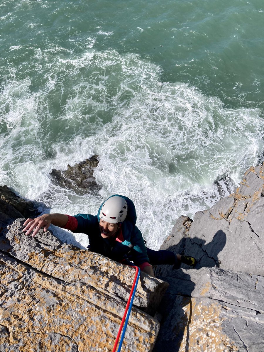 Managed to find the time between the hectic work schedule to get out for some personal adventures with Gemma - bouldering, dws and sea cliff trad - gotta love Pembrokeshire! 😍
<a href="/the_AMI/">The AMI</a> @MT_Association 
<a href="/VisitPembs/">Visit Pembrokeshire 🏴󠁧󠁢󠁷󠁬󠁳󠁿</a> <a href="/PembsCoast/">Pembrokeshire Coast National Park</a> 
#pembrokeshire #rockclimbing #adventures