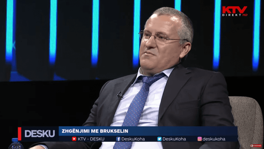 portalikohanet's tweet photo. Smajljaj: Kosova e ka më të komplikuar marrjen e statusit të vendit kandidat për BE

👉 https://t.co/T7teJvr4m2 https://t.co/F8r5ru0wIc