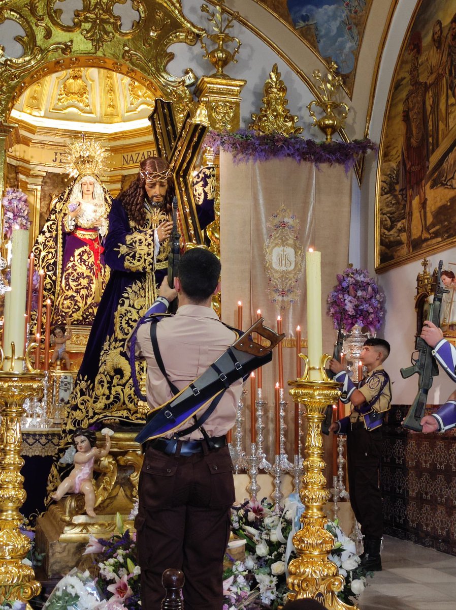 moraosalhgrande's tweet photo. Las Escuadras de Gastadores de los @Boinas_Negras realizan su guardia a la Sagrada Imagen de Ntro. Padre Jesús Nazareno. #DíadeJesús22 #Moraosalh #AlhaurinelGrande #CofradíasMLG https://t.co/Q7F2sKrvKM