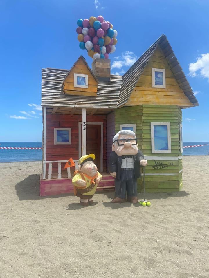 SharonWhiteOBE's tweet photo. Excited to watch San Juan celebrations from a distance this eve. Unsure of the ritual burning of this beautiful #DisneyUp art installation tho! https://t.co/LFTAeCAQn6
#Spain #Effigies @WeSchoolNurses @WhatTheTrigMath https://t.co/zRCFwk59In
