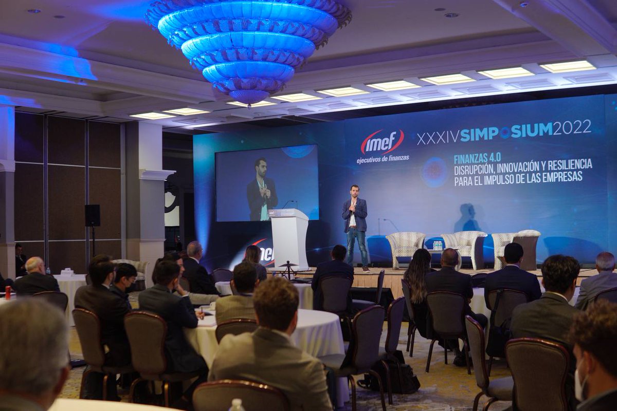 IMEF_CDMX's tweet photo. Viabilidad económica del emprendimiento, es la última conferencia del Pilar 4 durante el #SimposiumIMEF. Gracias Vincent Speranza - Director General en @EndeavorMexico
@IMEFOficial https://t.co/bdqJMJDVsh